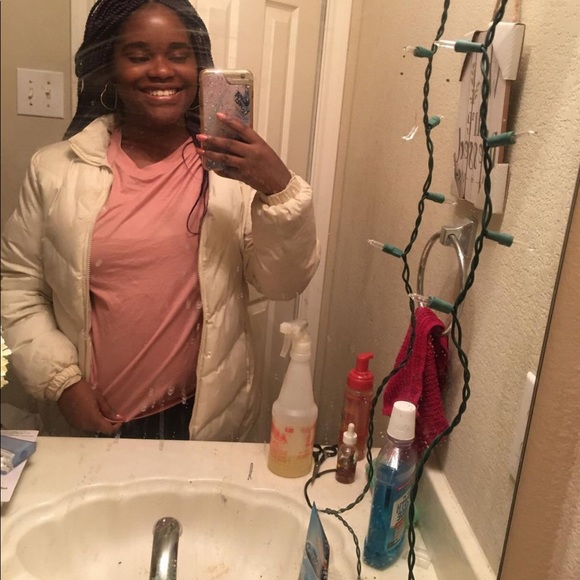 Meet your Posher, Cherise - Picture 12 of 16